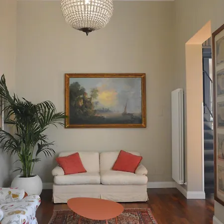 Le 4 Leggende House Апартаменты Катания